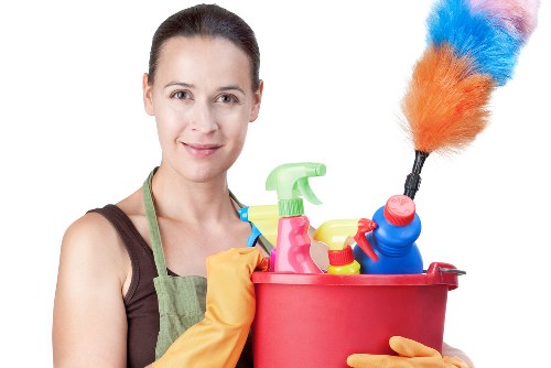 Professional carpet cleaning service in an E2 residential property